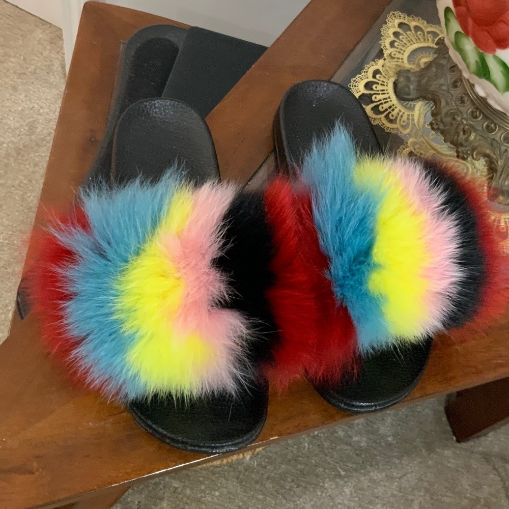 Fur Slides Multicolor Indoor Outdoor Comfy Sandals Size 11